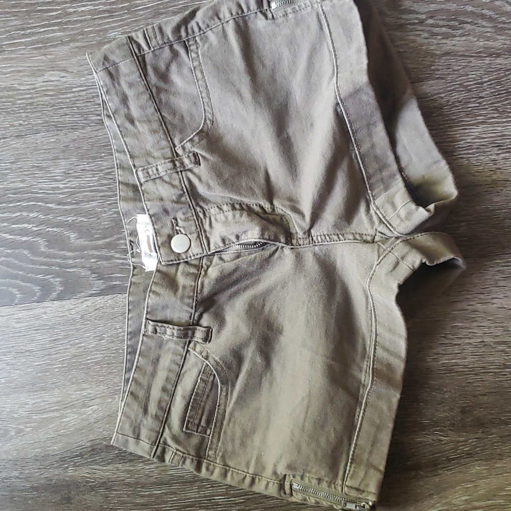 Forever 21 women's shorts